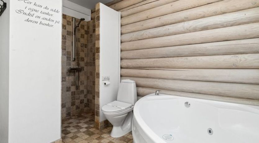 Photo of "Heli" - 200m from the sea