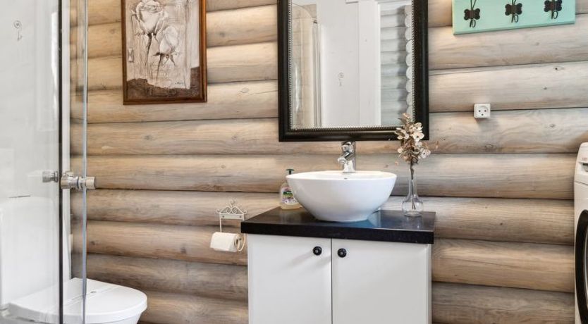 Photo of "Heli" - 200m from the sea