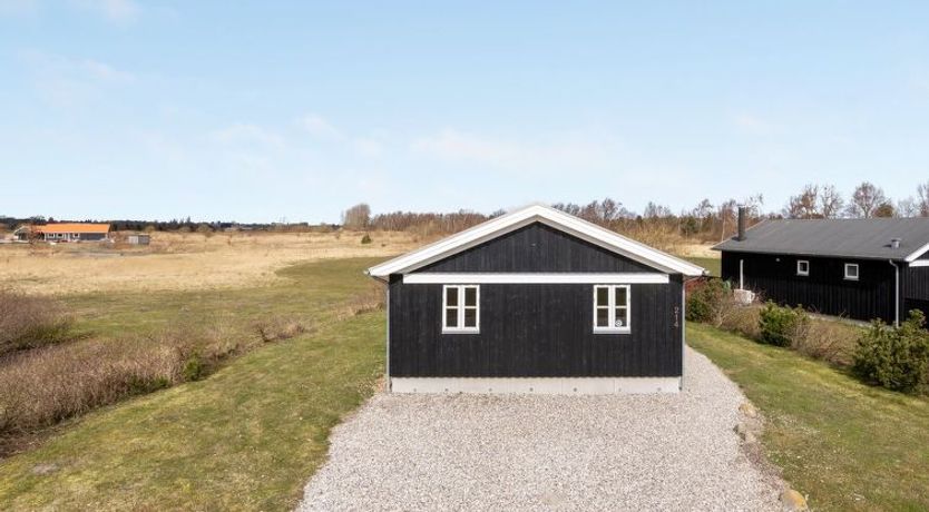 Photo of "Evin" - 800m from the sea