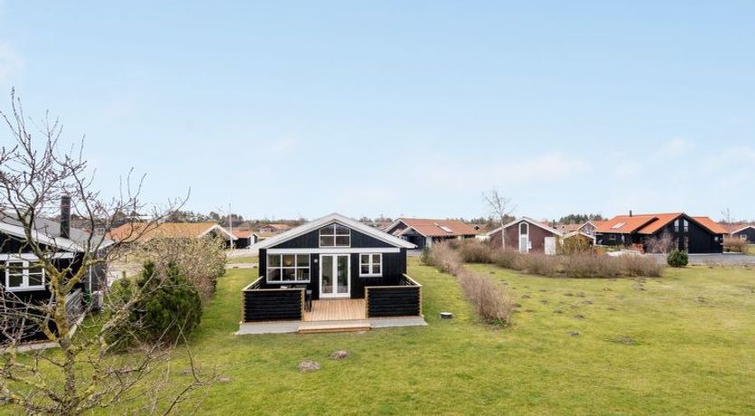 Photo of "Evin" - 800m from the sea