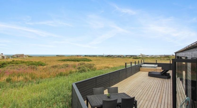 Photo of "Heilo" - 300m from the sea