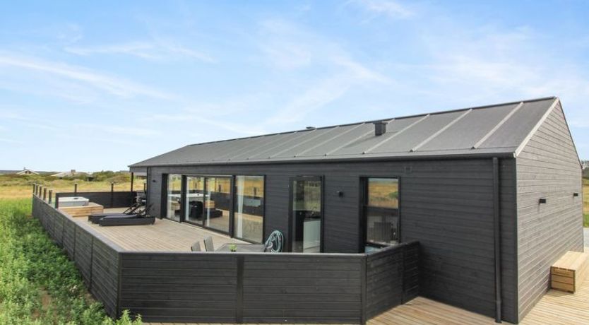 Photo of "Heilo" - 300m from the sea