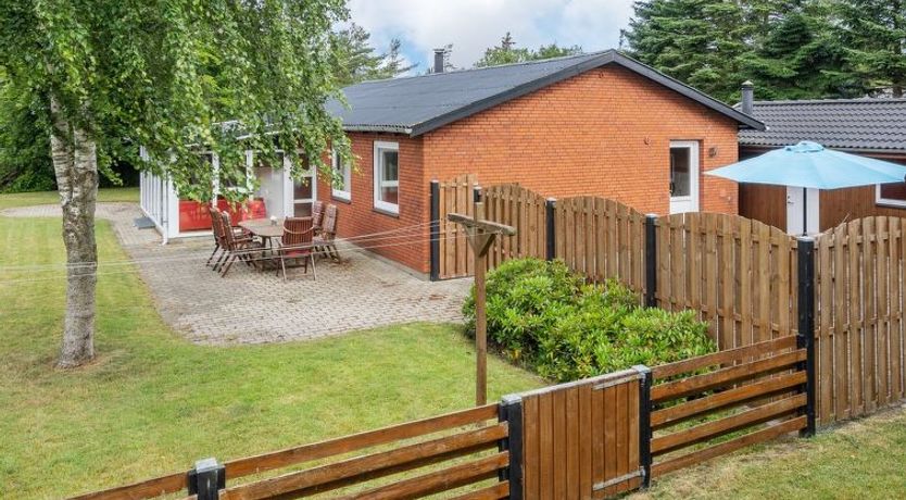 Photo of "Philip" - 2km from the sea