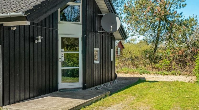 Photo of "Maira" - 150m from the sea