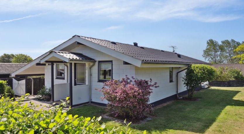 Photo of "Wrange" - 150m from the sea