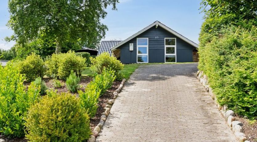 Photo of "Erke" - 800m from the sea