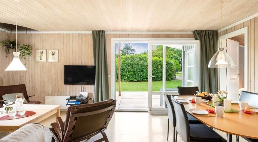 Photo of "Ellie" - 500m from the sea