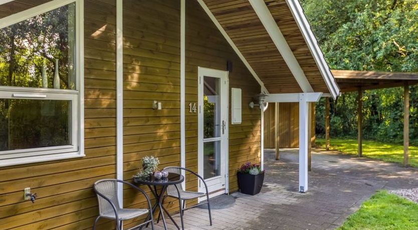 Photo of "Kaare" - 34.2km from the sea