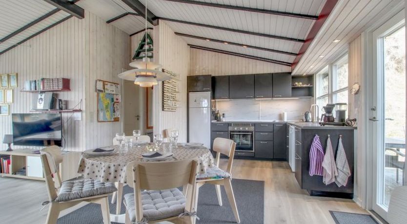 Photo of "Vika" - 600m from the sea