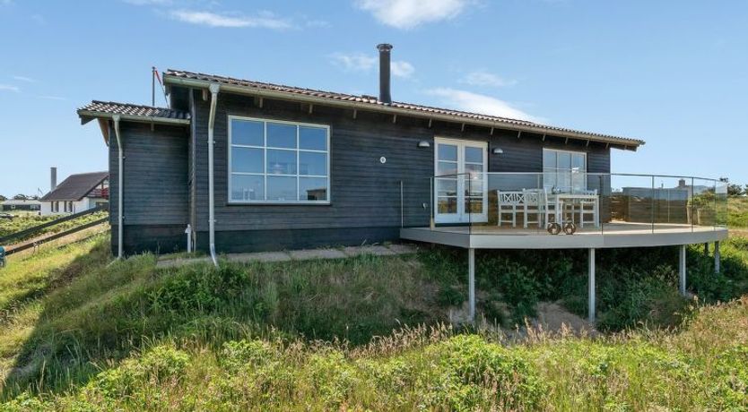 Photo of "Ortwin" - 300m from the sea