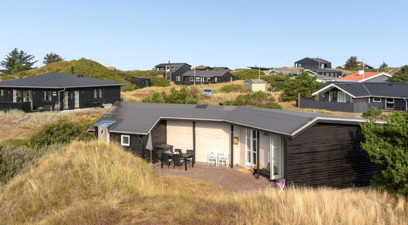 Photo of "Jules" - 300m from the sea