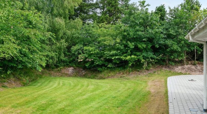 Photo of "Gwen" - 2.7km from the sea