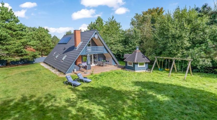Photo of "Hannele" - 10km from the sea