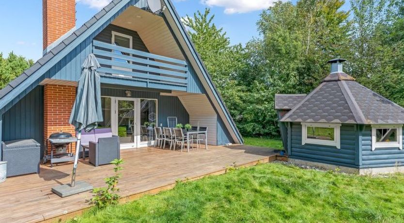 Photo of "Hannele" - 10km from the sea