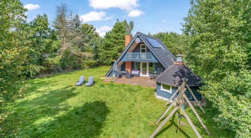 Photo of "Hannele" - 10km from the sea