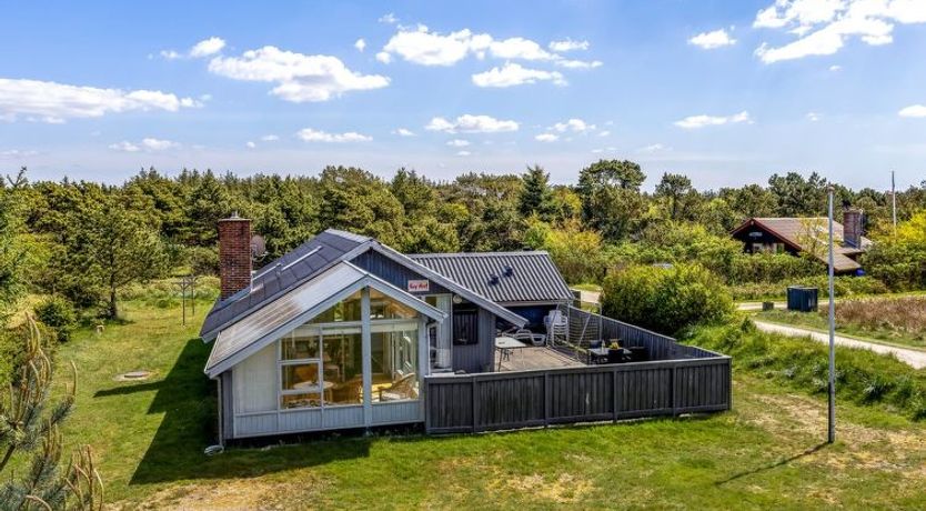 Photo of "Solvejk" - 800m from the sea