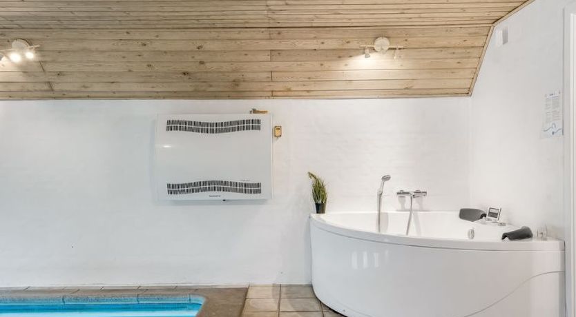 Photo of "Alisa" - 2km from the sea