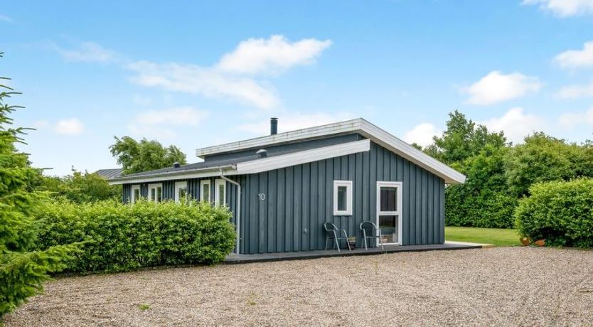 Photo of "Anelise" - 800m to the fjord