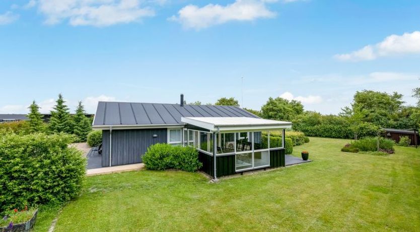 Photo of "Anelise" - 800m to the fjord