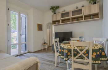 Deva Holiday Home