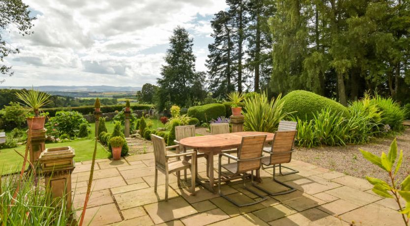 Photo of Glenquiech House