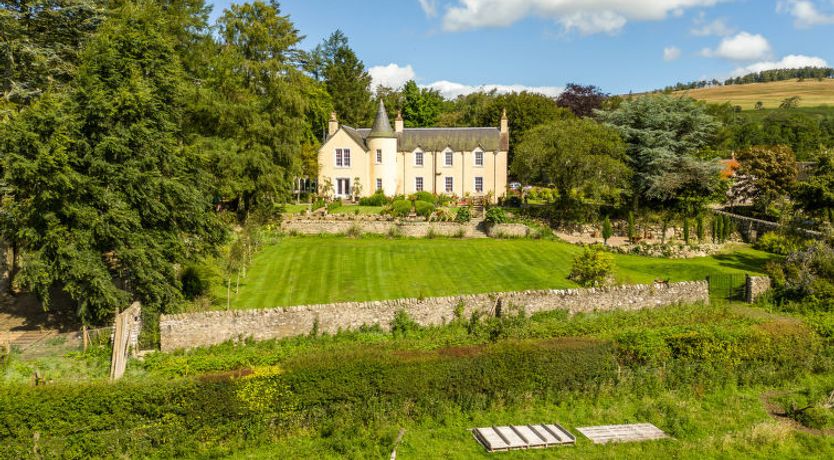 Photo of Glenquiech House