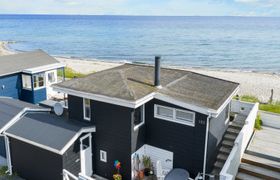 Photo of folkhart-10m-from-the-sea