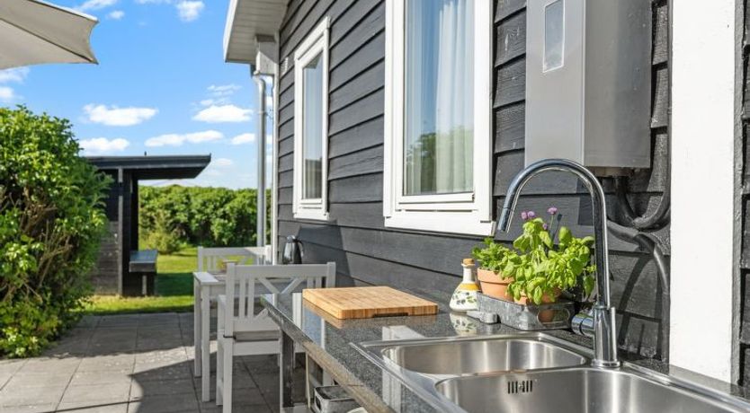 Photo of "Iven" - 140m from the sea