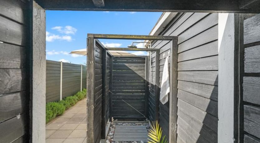 Photo of "Iven" - 140m from the sea