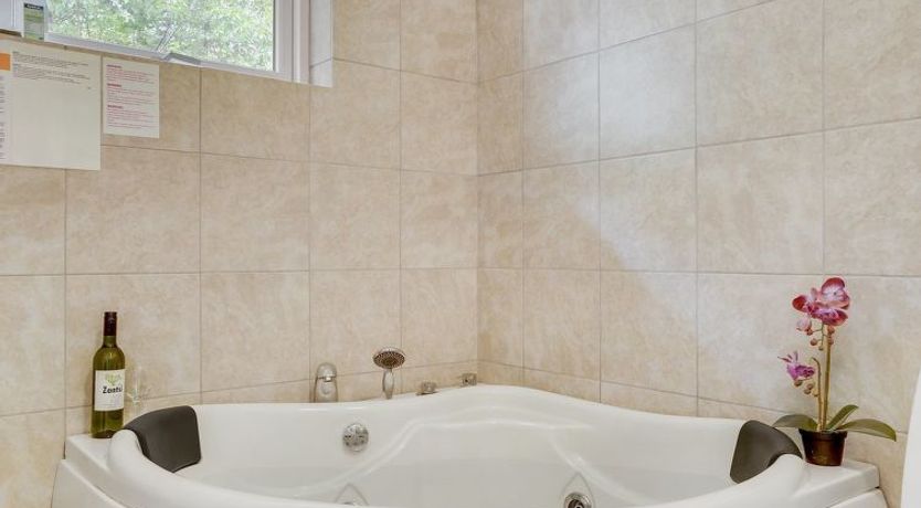 Photo of "Talida" - 12km from the sea