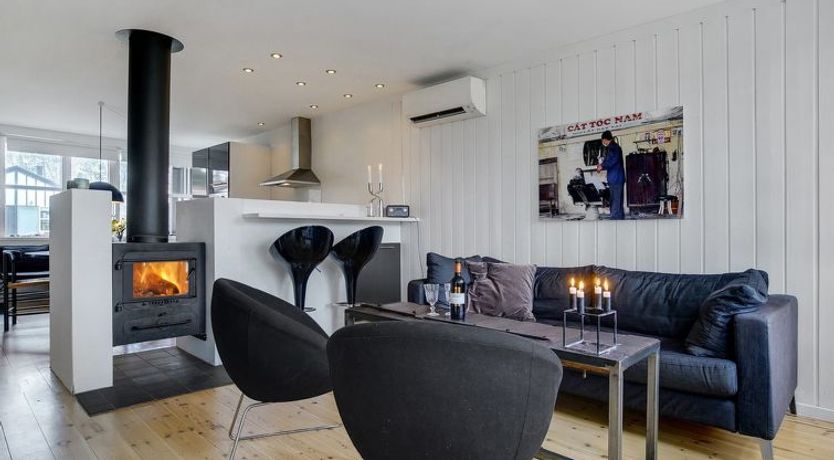 Photo of "Elfride" - 200m from the sea