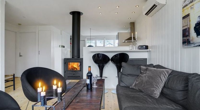 Photo of "Elfride" - 200m from the sea