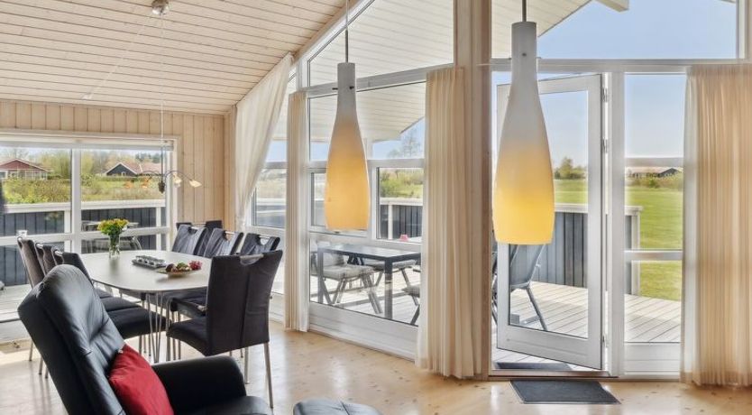 Photo of "Swanhild" - 900m from the sea