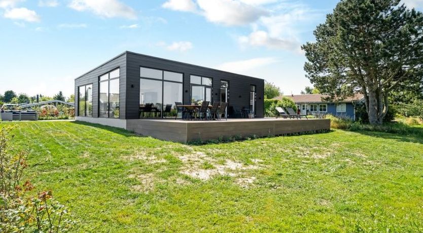 Photo of "Milena" - 1.5km from the sea