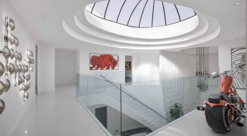 Photo of Hollywood Hills Hideaway