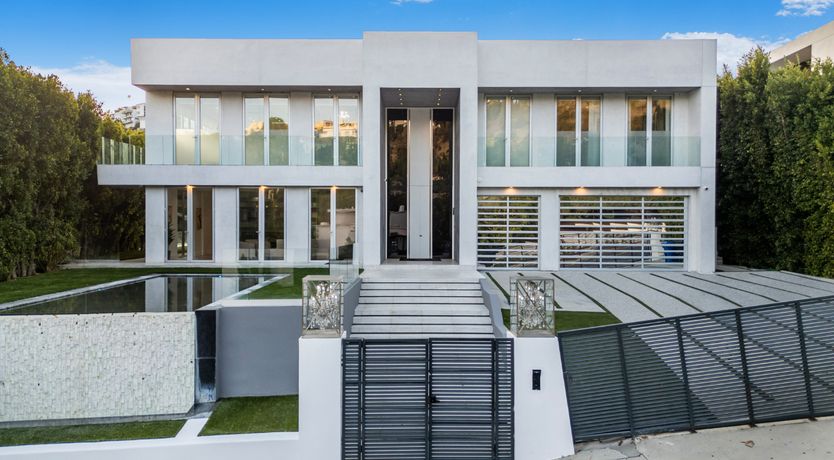 Photo of Hollywood Hills Hideaway