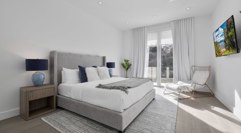 Photo of Hollywood Hills Hideaway