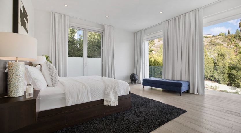 Photo of Hollywood Hills Hideaway