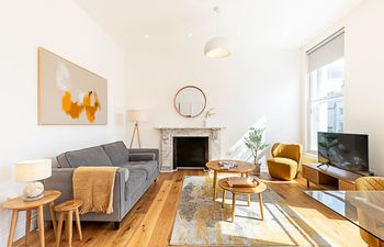 Chelsea Elegance Holiday Home