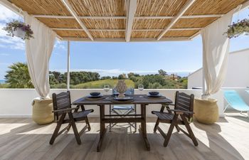 Romantic Moon Holiday Home