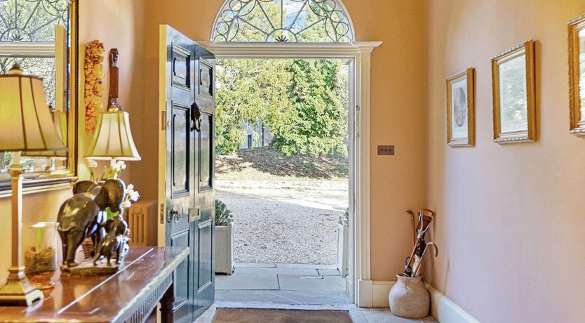 Photo of The English Flower