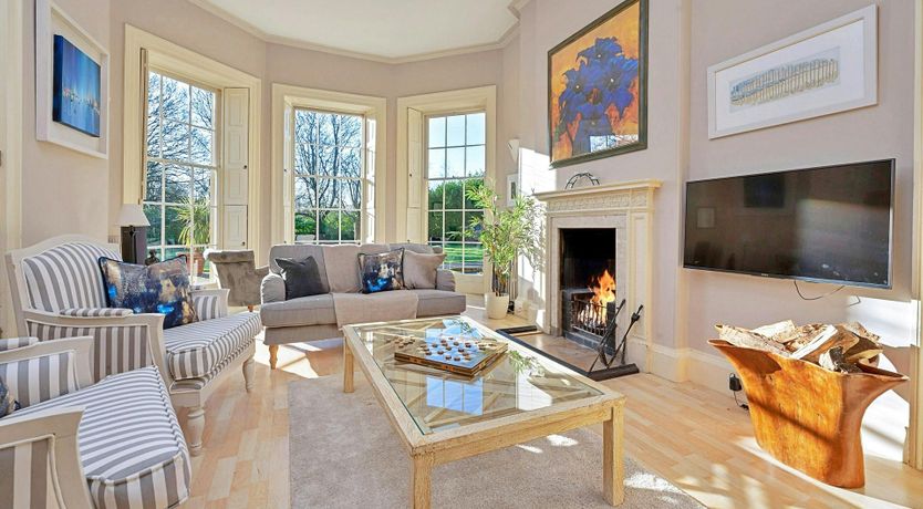 Photo of The English Flower