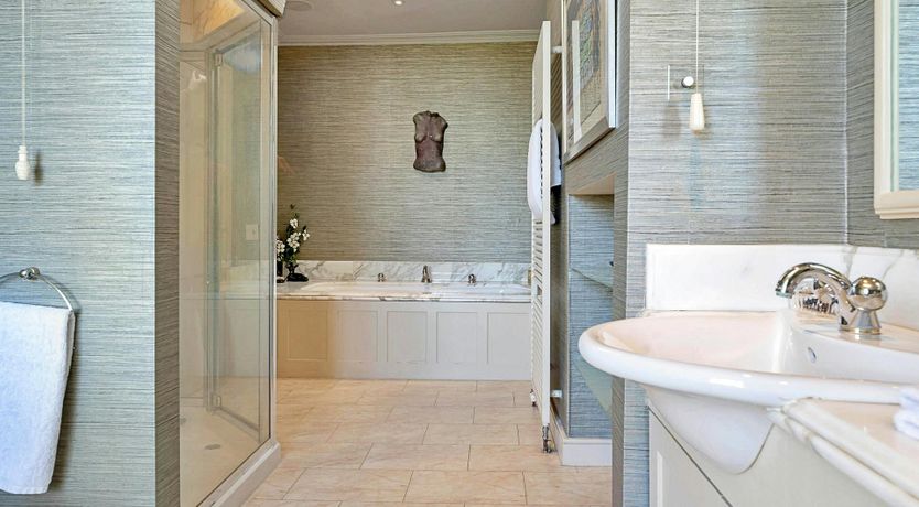 Photo of The English Flower