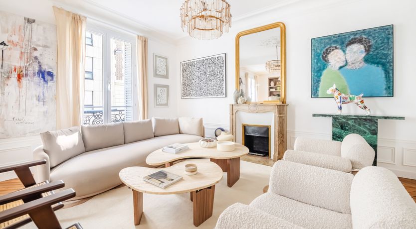 Photo of Parisian Pause