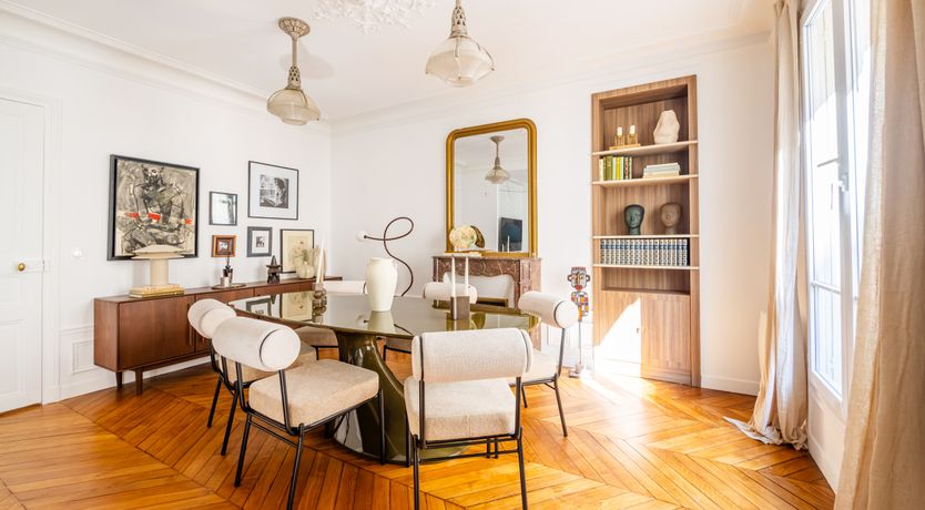 Photo of Parisian Pause