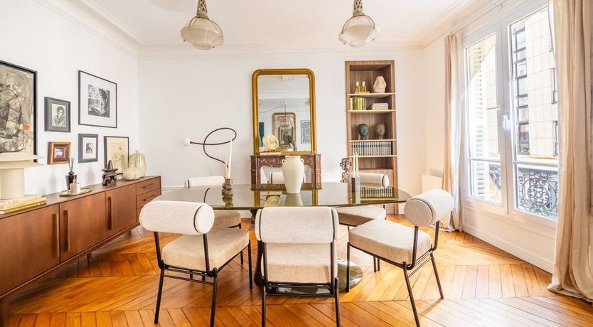 Photo of Parisian Pause