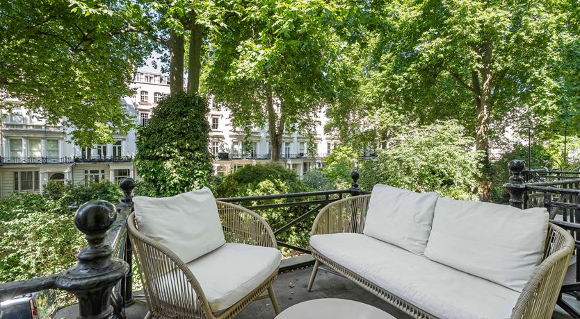 Photo of Noble Stone