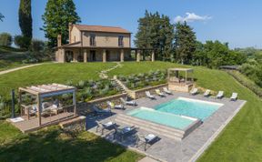 Photo of Farmhouse Views