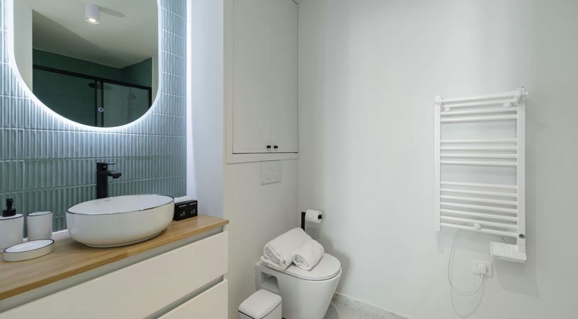 Photo of The Little White House