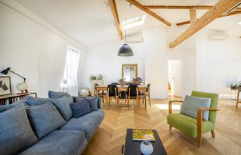 Lumière Living Holiday Home